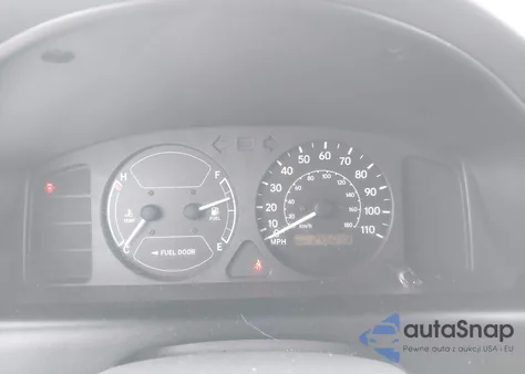 2001 Toyota Corolla Ce из США, поврежденный, VIN 2T1BR12E71C476234